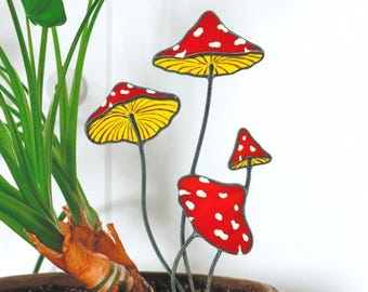 Stained Glass Fly Agaric Mushroom Plant Stake. Witch Decor for Halloween. Perfect for Witches and Fairy Garden Lovers. Gift for Friend