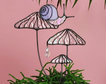 Iridescent Stained Glass Snail on Mushrooms Plant Stake. Colorful Stain Glass Art for Home. Rustic Cottagecore Style. Unique Mushroom Gift.