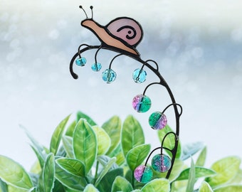 Lily of the Valley Berries with Snail Perfect Gift for Mother's Day. Stained Glass Snail on Branch Plant Stake. Unique Gift for Plant Lovers