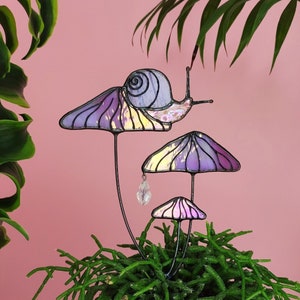Pink Mushrooms with Snail Plant Stake. Iridescent Stained Glass Garden Stake. Mushroom Decor. Unique Kitchen Decoration. Housewarming Gift