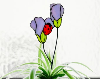 Stained Glass Flower with Miraculous Ladybug Plant Decor. Flower Suncatcher for Garden Accessories. Yard Art Gift for Mom and Plant Lovers!