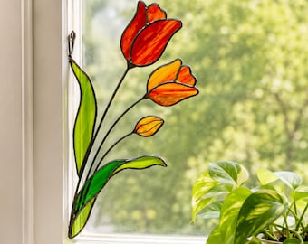 Stained Glass Tulip Corner Suncatcher. Birthday Gift for Her, Handmade Floral Window Decor, Cottagecore Home Decor