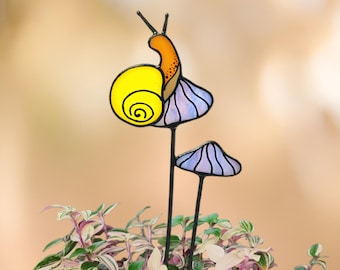 Stained Glass Snail on Purple Mushrooms Plant Stake. Handmade Gift for Mushroom Lovers. Unique Cottagecore Inspired Garden Ornament.