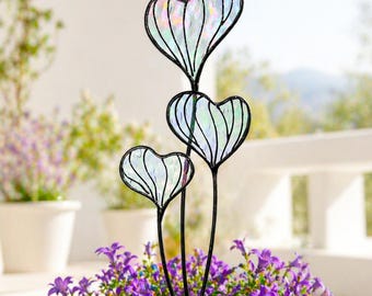 Iriserend glas-in-lood hart plantje. Handgemaakt harttuindecor voor een magisch Vaderdagcadeau