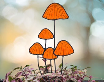 Stained Glass Red Mushrooms Plant Stake. Stunning Decoration for Plant Lovers. Ideal Gift for Friends!