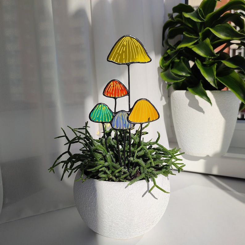 Stained Glass Mushrooms Plant Stakes