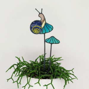 Stained Glass Snail on Mushrooms Plant Stake