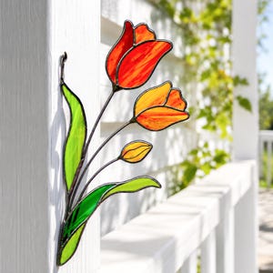 Stained Glass Orange Tulips Corner Suncatcher. Remembrance Flower Gift, Memorial Window Decor, Handmade Sympathy Gift for Loved One