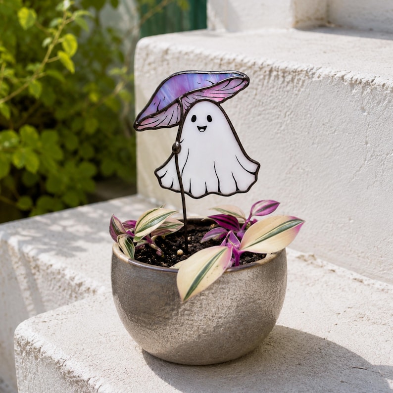 Stained glass ghost under purple mushroom plant stake. Christmas gift for mom. Cute ghost decor, handmade mushroom gift, whimsical garden decor