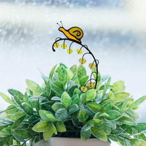 Lily of the Valley Berries with Snail. Stunning Stained Glass Plant Stake for Garden Decor.