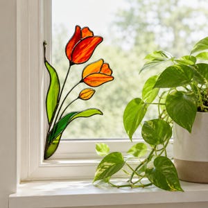 Stained Glass Orange Tulips Corner Suncatcher. Remembrance Flower Gift, Memorial Window Decor, Handmade Sympathy Gift for Loved One