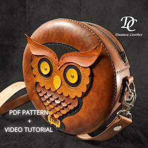 Geldbörse Ledertasche mit Eule in einer Damentasche, Schnittmuster in pdf, A4 und Taschenbuch mit einer Zeichnung einer Eule und einer Damentasche Crossbody Kreis