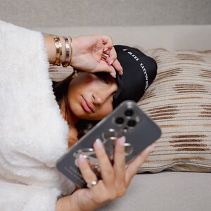 i am unwell. - Hangover Hat