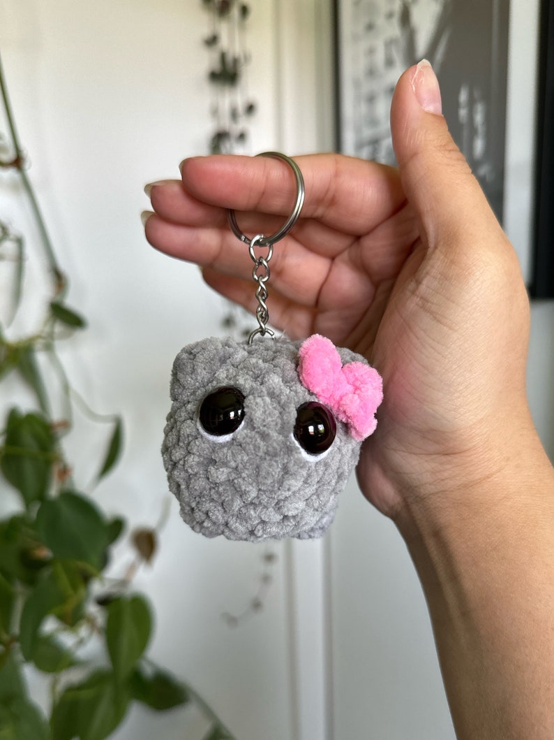 Gehäkelter trauriger Hamster Crochet sad hammie / viraler TikTok Meme/ Stuffed Animal/ Kuscheltier / Internet Amigurumi Plüschtier Bild 4