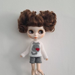 Blythe sweater with a kitten Blythe clothing set with shorts Clothes for the Blythe doll Blythe shorts Set for Blythe Clothes for the doll