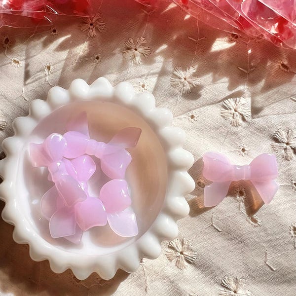 Milky Light Purple Acrylic Bows, Crafting Charms (1.25 inch)