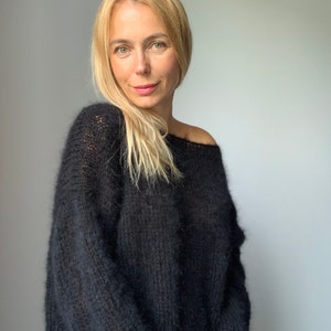 Mohair Woman Sweater, Oversized Sweater, Fuzzy chunky sweater, Wool Sweater, Loose sweater, Off shoulder knit, 100% Hand Made