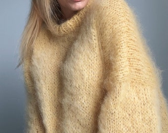 Alpaca Sweater Yellow, Oversized Alpaca Sweater, Merino Sweater, Winter Pullover, Soft sweater, Fluffy jumper, 100% Hand Made