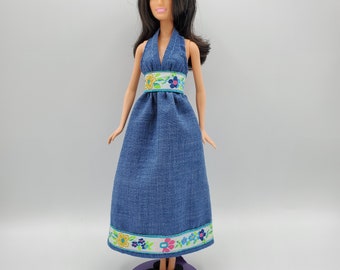 1970s Style Doll Dress, handmade 11.5 inch fashion doll clothes, retro mod style doll clothes, doll sundress halter dress