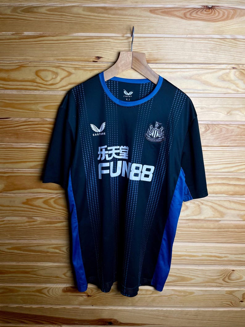 Newcastle United 22/23 fotbollströja storlek XL bild 2
