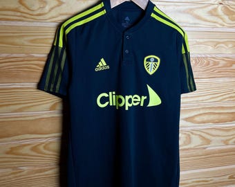 Leeds United 21/22 Soccer Jersey Size M