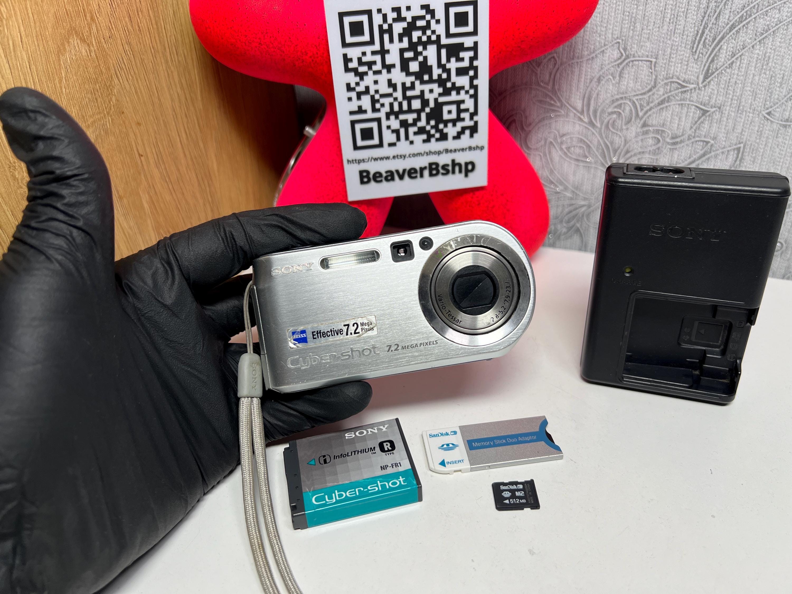 ⭐︎動作確認済⭐︎ SONY Cyber-shot 7.2メガピクセル デジカメ SONY Cyber-shot 7.2メガピクセル コンパクトデジタルカメラ