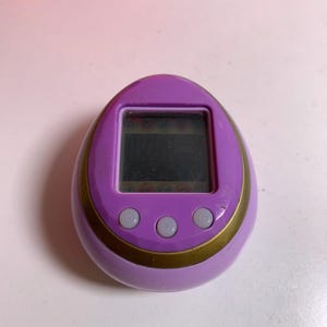 Tamagotchi Friends Bandai Electronic game Children&#39;s toy Vintage retro game