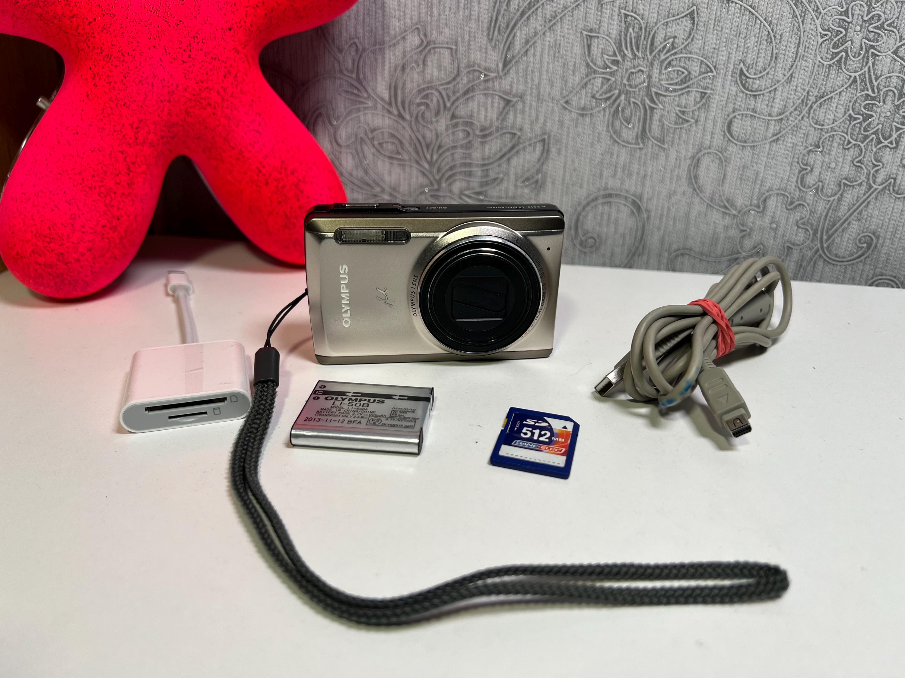 Olympus Mju µ9010 14.0MP Digital Camera - BRONZE Y2k Camera Broken
