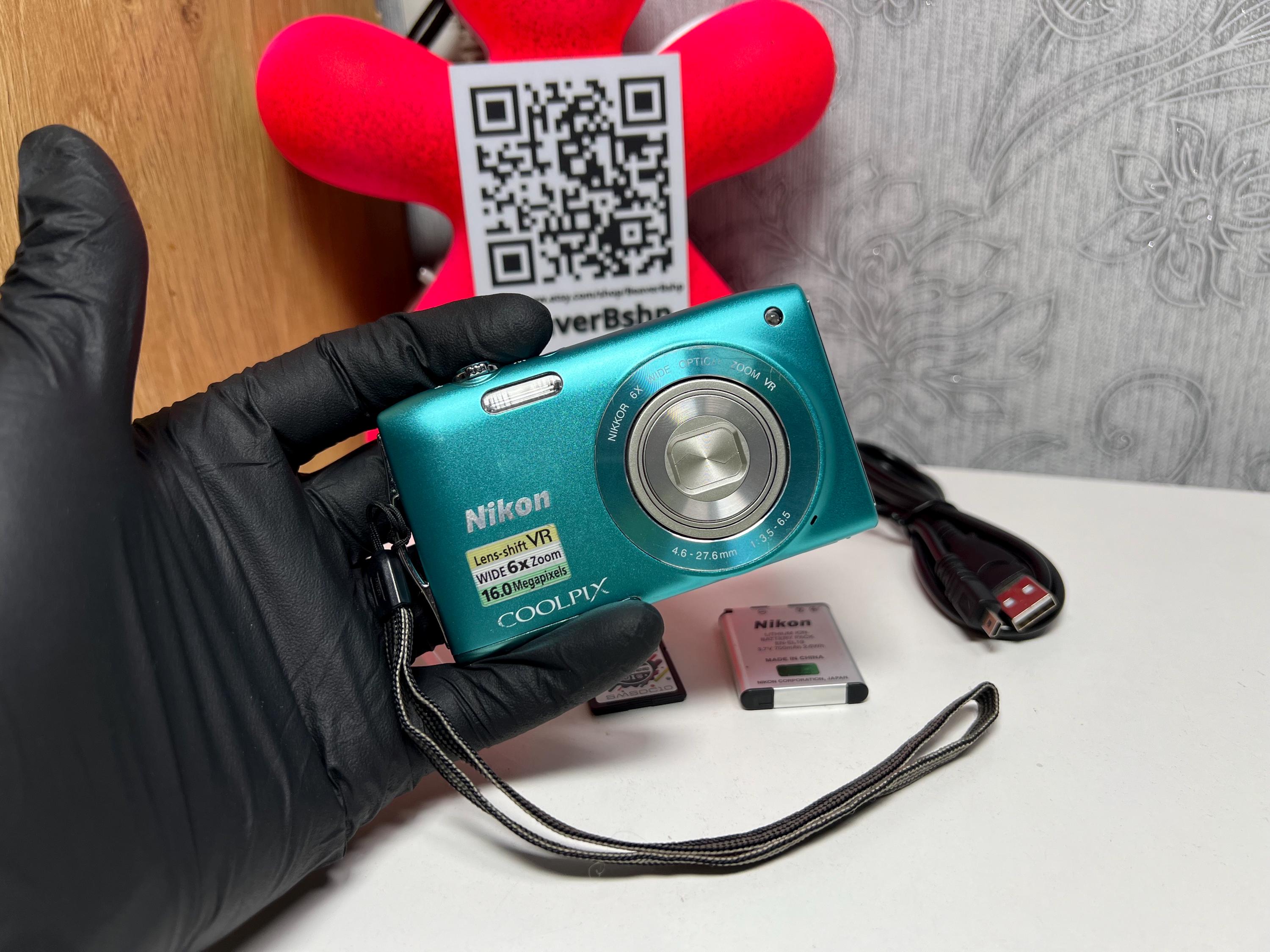 Nikon COOLPIX S3300 デジタルカメラ 水色 充電器 SD付き Nikon COOLPIX S3300 デジタルカメラ 水色 充電器 SD付き Nikon