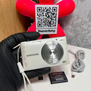 Samsung ST150F 16.2MP 5x Zoom Digital Camera Y2K - WHITE 8GB