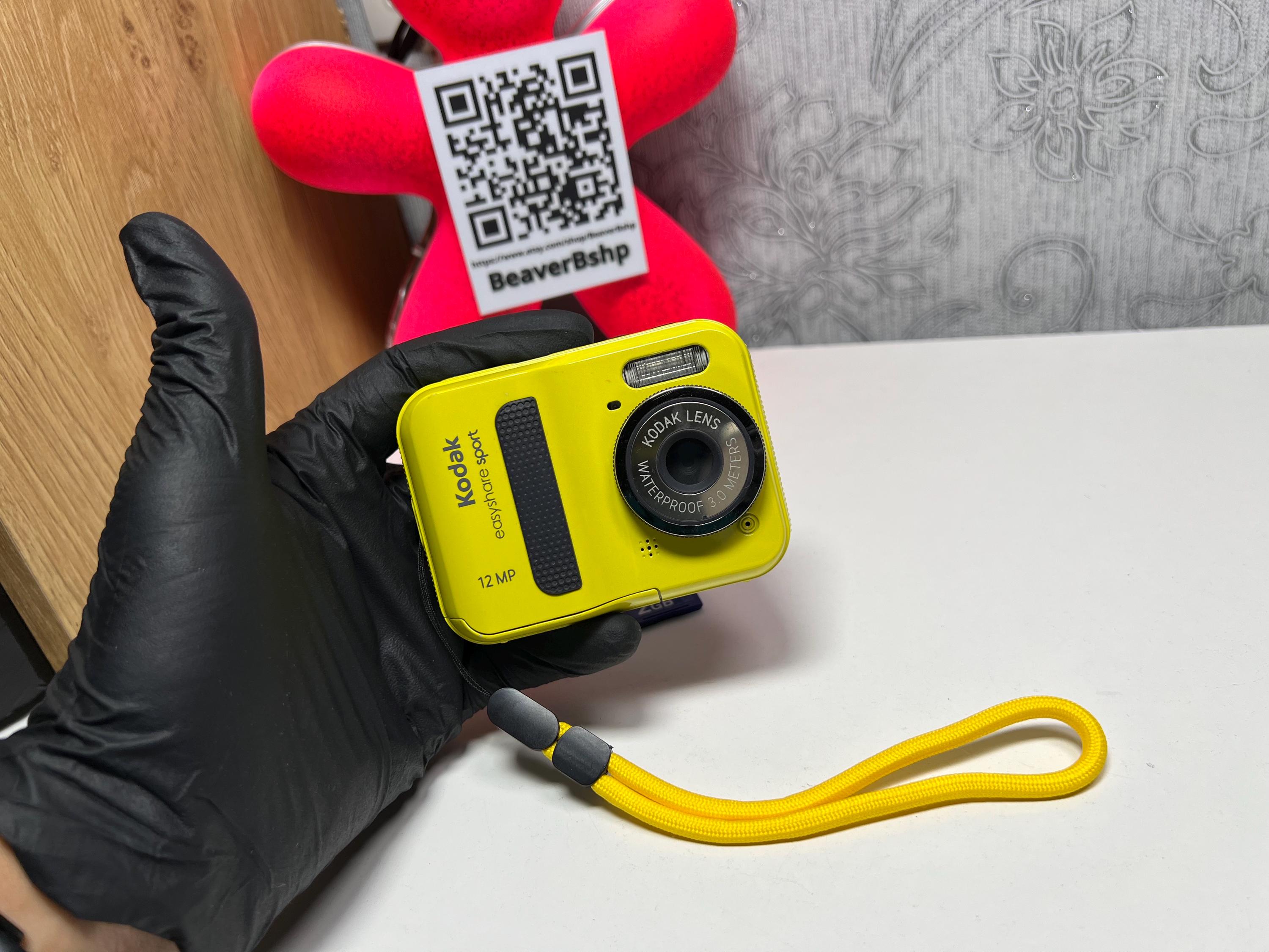 Kodak Easyshare Sport C123 12.0MP Digital Camera - Yellow Y2k 2GB