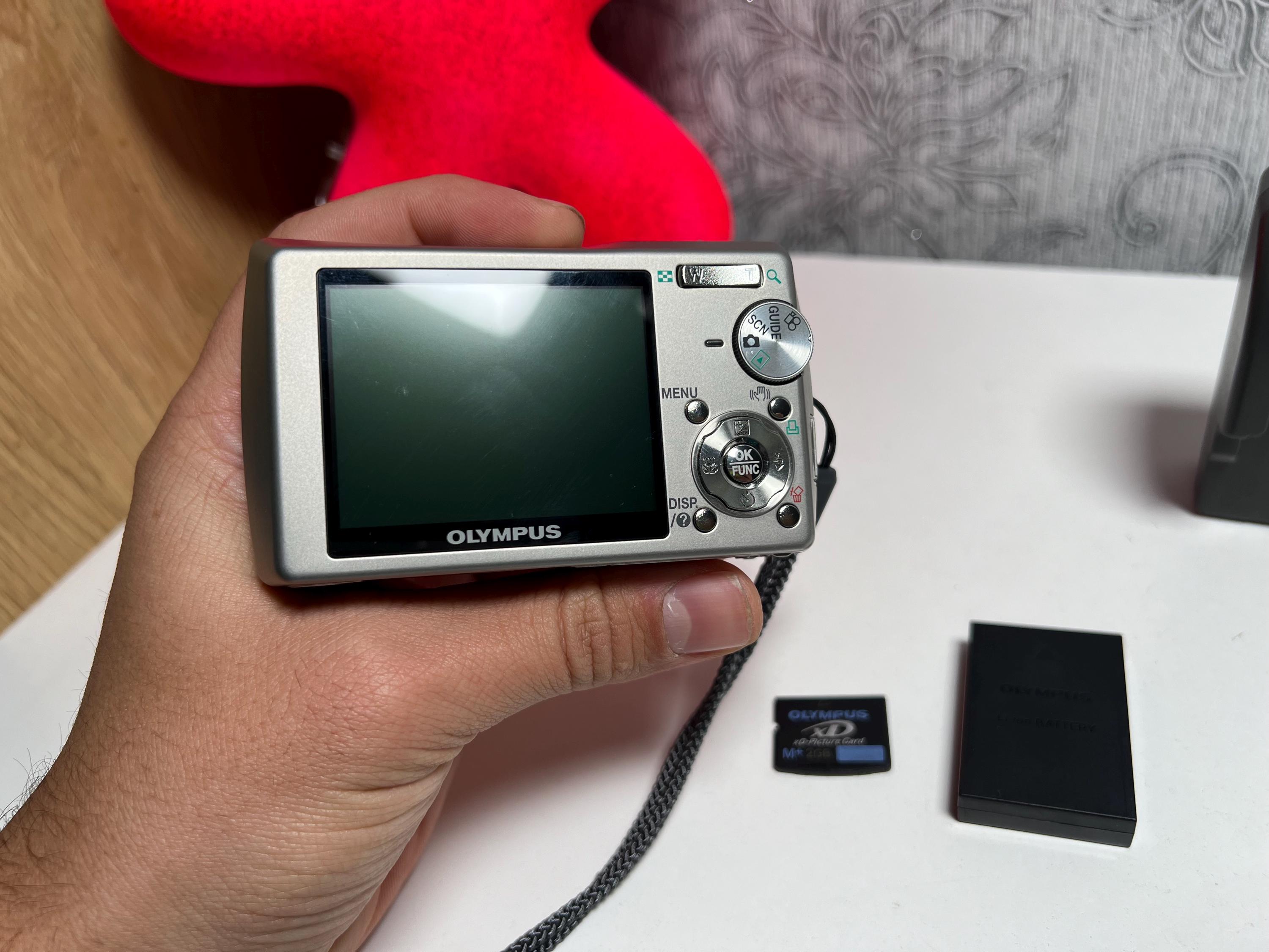 Olympus Mju µ810 8.0MP Digital Camera - SILVER Vintage Y2K - Etsy