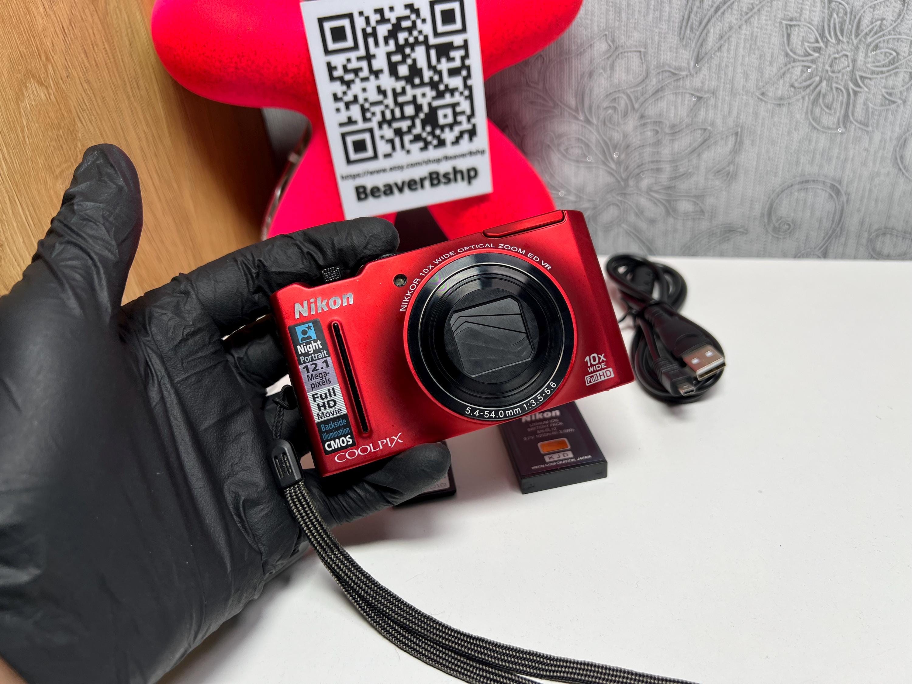 Nikon Coolpix S8100 デジタルカメラ 12.1MP 10倍光学ズーム - レッド