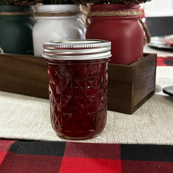 Strawberry Jalapeño Pepper Jelly(mild)