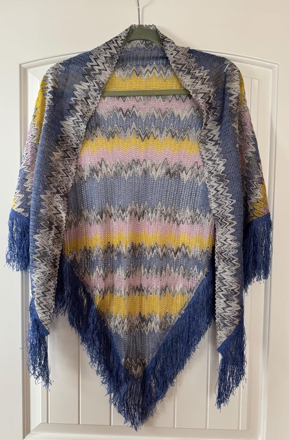 Authentic Missoni Zigzag Knit Triangle Shawl Ital… - image 2