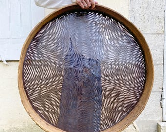 Très grand tamis en bois vintage français – Déco murale de ferme rustique | Tamis de jardin de 29 po.