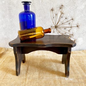 Small French Pine Wood Milking Stool | Rustic Farmhouse Kitchen Riser | Vintage Farm Stool