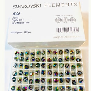 10 Beads Swarovski®  Crystal Vitrial Medium Round Faceted  Beads -  Fully drilled -   8mm Pack Ref:5000
