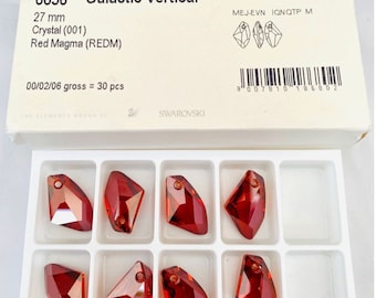 値下 SWAROVSKI Tennisネックレス追跡送料関税込 SWAROVSKIスワロフスキーMatrix 9cm 「191695」 赤ずきん 置物