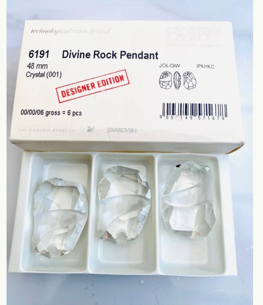 【特別訳あり特価】 Original 1pc Swarovski® Designer Pendant Crystal 48mm Rock チャーム