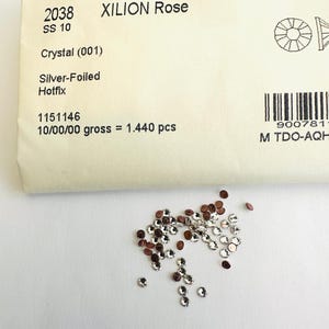 50pcs Swarovski® Crystal ss10 HOTFIX stones Rhinestones flatback 3mm ref: 2058