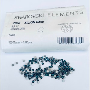30pcs Tooth Gem Swarovski ® Lead free Emerald ss12 Rhinestones foiled No hotfix flatback ref: 2058