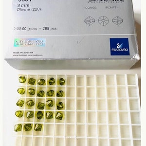 10pcs Swarovski® Olivine 5301   XILION Bicone Beads  -  Fully drilled -  8mm size
