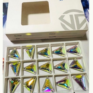 2pc VDD Rubyscraft Long Triangle 21x18mm  Crystal AB AAAAA Top Quality 2 hole Sew On Rhinestones Flat Back Strass Stones For Clothes Crafts