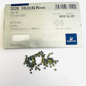 50pcs Swarovski® Olivine ss10 HOTFIX stones Rhinestones flatback 3mm ref: 2028
