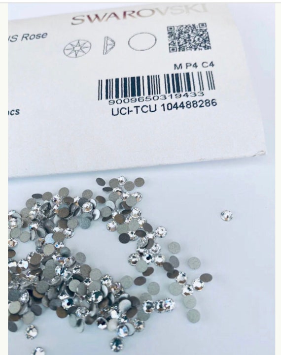 スワロフスキーの貝シリーズです。 New 100% SWAROVSKI Crystal Jungle Beats Butterfly Bell Jar