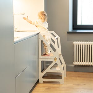 Kitchen helper tower white