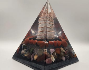Sanctura Orgonite Pyramid – Large Energy Balance & Protection Piece