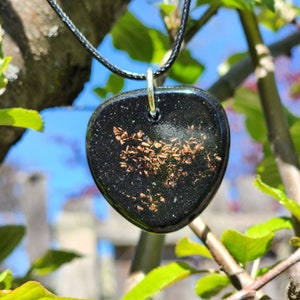 Shungite Citrine Orgonite Pendant: Grounding Energy Necklace