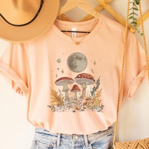 Mushroom T-Shirt: Cottagecore Fairycore Botanical Top